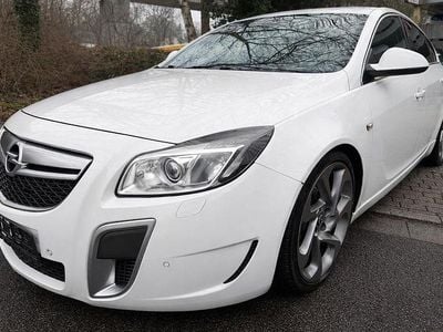 Gebraucht Opel Insignia OPC 325 PS (239 kW) 2011 Weiß Limousine