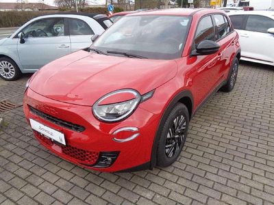 Gebraucht Fiat 600 Red 114 kW (156 PS) 2024 Rot SUV