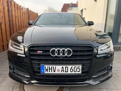 Schwarz Gebraucht 2017 Audi S8 plus Black Edition Limousine | 41.500 €