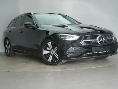 Gebraucht Mercedes C220 Avantgarde 200 PS (147 kW) 2023 Schwarz Limousine