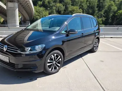 Gebraucht VW Touran IQ Drive 116 PS (85 kW) 2019 Schwarz Van / Kleinbus
