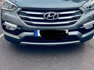 Gebraucht Hyundai Santa Fe 200 PS (147 kW) 2016 Grau SUV