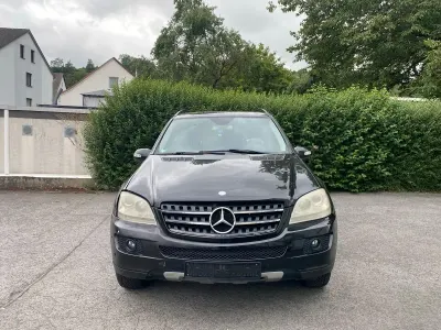Gebraucht Mercedes ML280 190 PS (139 kW) 2006 Schwarz SUV