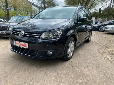 Gebraucht VW Touran Comfortline 140 PS (102 kW) 2013 Schwarz Van / Kleinbus