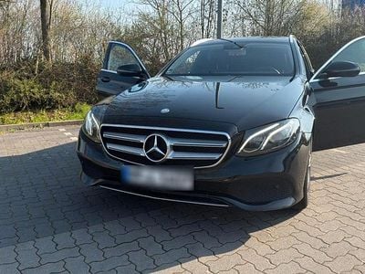 Gebraucht Mercedes E200 Avantgarde 184 PS (135 kW) 2017 Schwarz Kombi