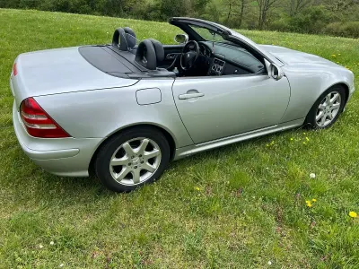 Gebraucht Mercedes SLK200 163 PS (119 kW) 2002 Silber Cabrio