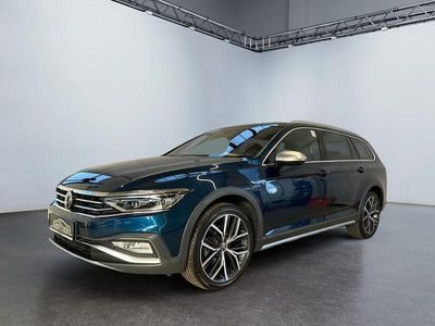 Gebraucht VW Passat Alltrack 200 PS (147 kW) 2023 Aquamarinblau Kombi