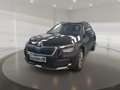 Gebraucht Skoda Kamiq Clever 95 PS (69 kW) 2022 Schwarzmagic perleffekt SUV