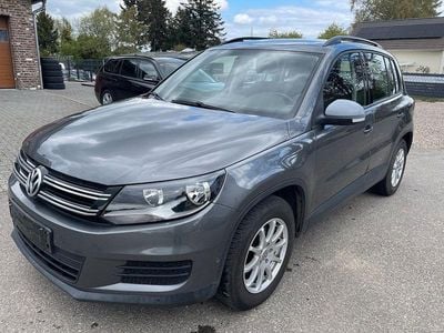 Usata VW Tiguan Trendline 110 CV (80 kW) 2016 Grigio SUV