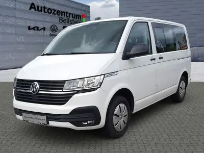 Second-hand VW Caravelle Trendline 150 CP (110 kW) 2023 Alb Van