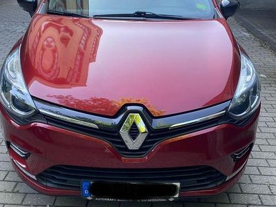 Usata Renault Clio IV LIMITED 118 CV (86 kW) 2017 Rosso Utilitaria