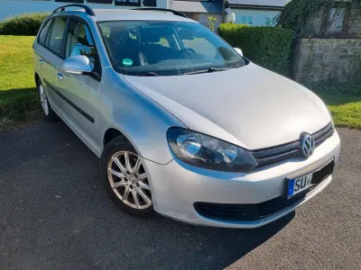 Second-hand VW Golf VII Trendline 105 CP (77 kW) 2013 Argintiu Break