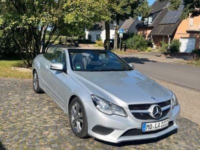 Mercedes E200