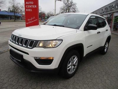 Weiß Gebraucht 2018 Jeep Compass SUV | 14.650 € (Fairer Preis)