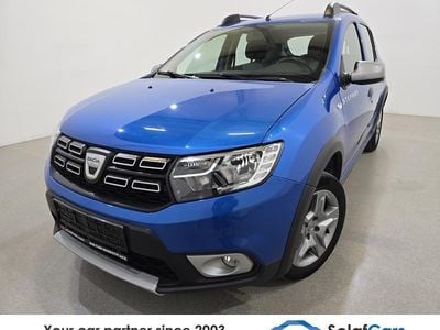 Blau Gebraucht 2018 Dacia Sandero Stepway SUV | 7.200 € (Guter Preis)