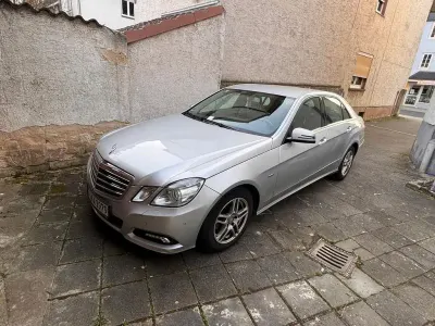 Brugt Mercedes E220 Avantgarde 170 HK (125 kW) 2009 Sølv Sedan