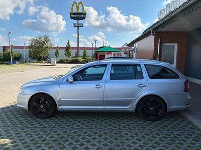 Gebraucht Skoda Octavia Sport 102 PS (75 kW) 2008 Silber Kombi