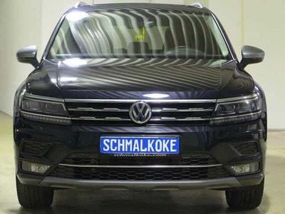 Gebraucht VW Tiguan Allspace Highline 200 PS (147 kW) 2021 Deep black pearlescent (metallic) SUV