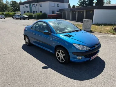 Gebraucht Peugeot 206 109 PS (80 kW) 2003 Blau Cabrio