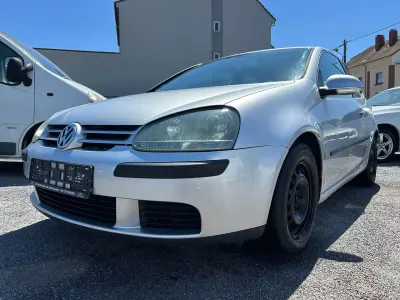 Gebraucht VW Golf IV Comfortline 105 PS (77 kW) 2005 Silber Limousine