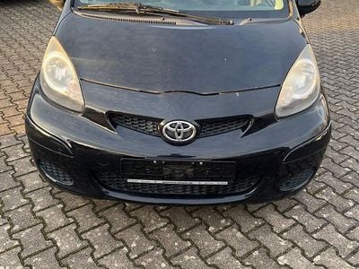 Schwarz Gebraucht 2009 Toyota Aygo Kleinwagen | 3.000 € (Fairer Preis)