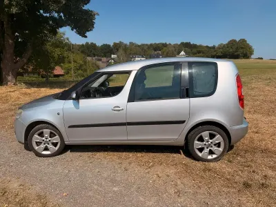 Gebraucht Skoda Roomster 105 PS (77 kW) 2009 Grau Van / Kleinbus
