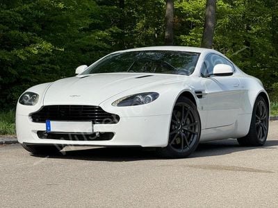 Second-hand Aston Martin V8 Vantage 426 CP (313 kW) 2010 Alb Coupe