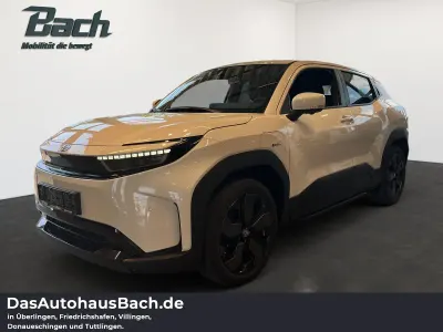 Neu Toyota Urban Cruiser Lounge 127 kW (174 PS) 2026 Weiß SUV