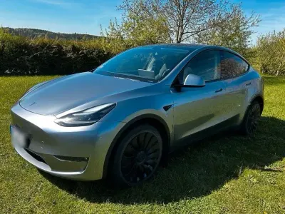 Usado Tesla Model Y Long Range AWD 378 kW (514 CV) 2023 Gris SUV