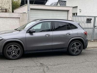 Gebraucht Mercedes GLA200 AMG line 163 PS (119 kW) 2024 Grau SUV