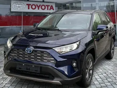 Używany Toyota RAV4 Hybrid 194 KM (142 kW) 2025 Niebieski SUV