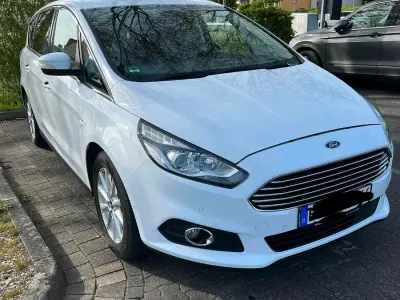 Używany Ford S-MAX S 210 KM (154 kW) 2015 Biały Minivan