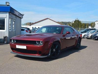 Second-hand Dodge Challenger 309 CP (227 kW) 2018 Roșu Coupe