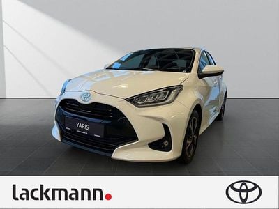Weiss Neu 2025 Toyota Yaris Hybrid Limousine | 24.980 € (Guter Preis)