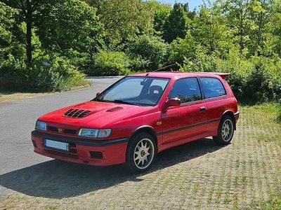 Gebraucht Nissan Sunny 220 PS (161 kW) 1992 Rot Limousine