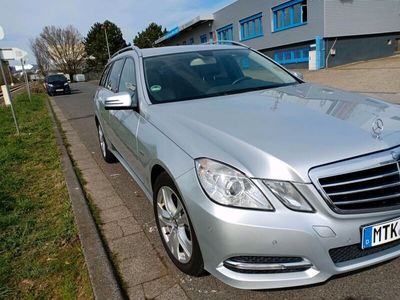 Mercedes E220