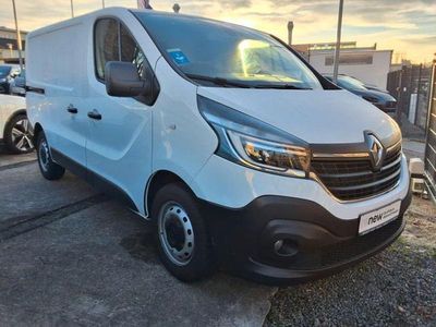 Arktisweiß Gebraucht 2021 Renault Trafic Van / Kleinbus | 16.990 € (Fairer Preis)
