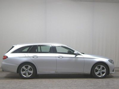 Gebraucht Mercedes E220 Avantgarde 194 PS (142 kW) 2017 Silber Kombi