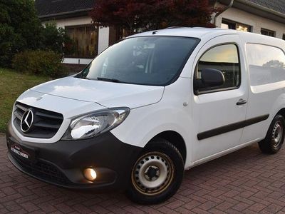 Mercedes Citan 109