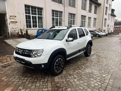 Usata Dacia Duster Urban Explorer 125 CV (91 kW) 2016 Bianco SUV