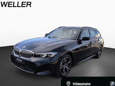 Schwarz Gebraucht 2025 BMW 330 Comfort Edition Kombi | 37.900 € (Superpreis)