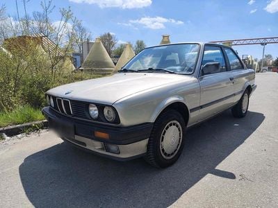 Second-hand BMW 316 100 CP (73 kW) 1989 Auriu Coupe