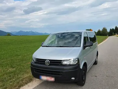 Gebraucht VW Caravelle 103 PS (75 kW) 2014 Silber Van