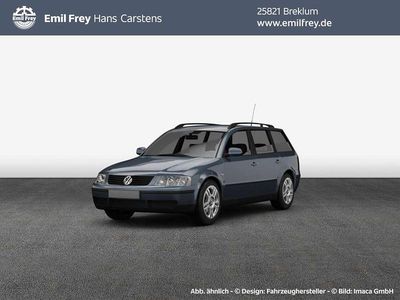 Nuova VW Passat R-line 150 CV (110 kW) 2026 Grigio Station wagon