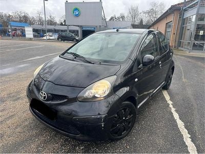 Gebraucht Toyota Aygo 65 PS (47 kW) 2007 Schwarz Kleinwagen