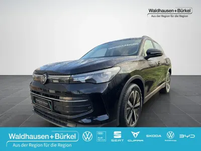 Gebraucht VW Tiguan Goal 150 PS (110 kW) 2024 Schwarz SUV