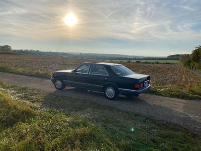 Blau Gebraucht 1988 Mercedes 420 SE Limousine | 12.950 €