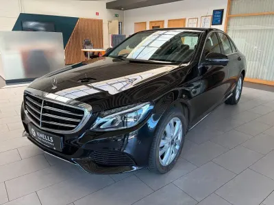Gebraucht Mercedes C180 Exclusive 156 PS (114 kW) 2015 Schwarz Limousine