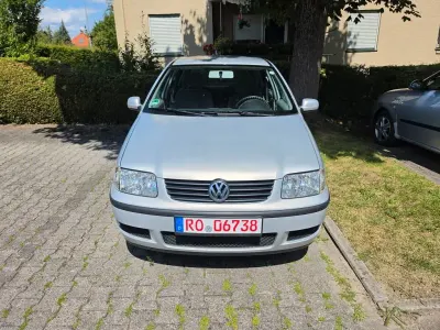 Gebraucht VW Polo Comfortline 75 PS (55 kW) 2001 Silber Kleinwagen