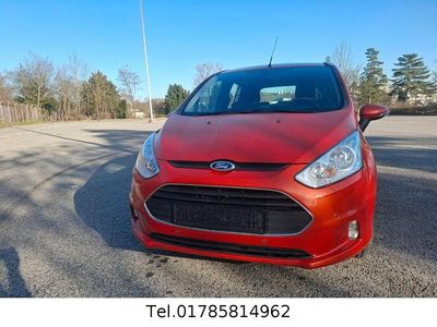 Gebraucht Ford B-MAX SYNC Edition 125 PS (91 kW) 2015 Orange Van / Kleinbus